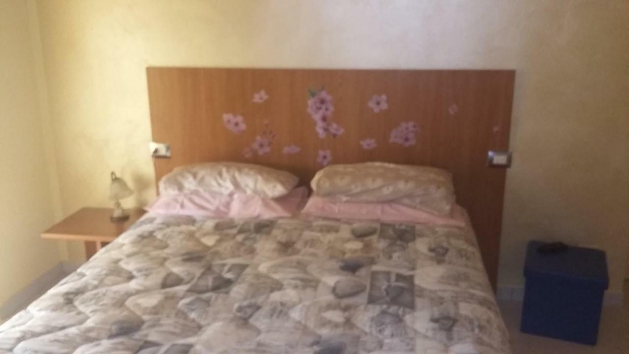 B&B Peschi In Fiore Valeggio sul Mincio Kültér fotó